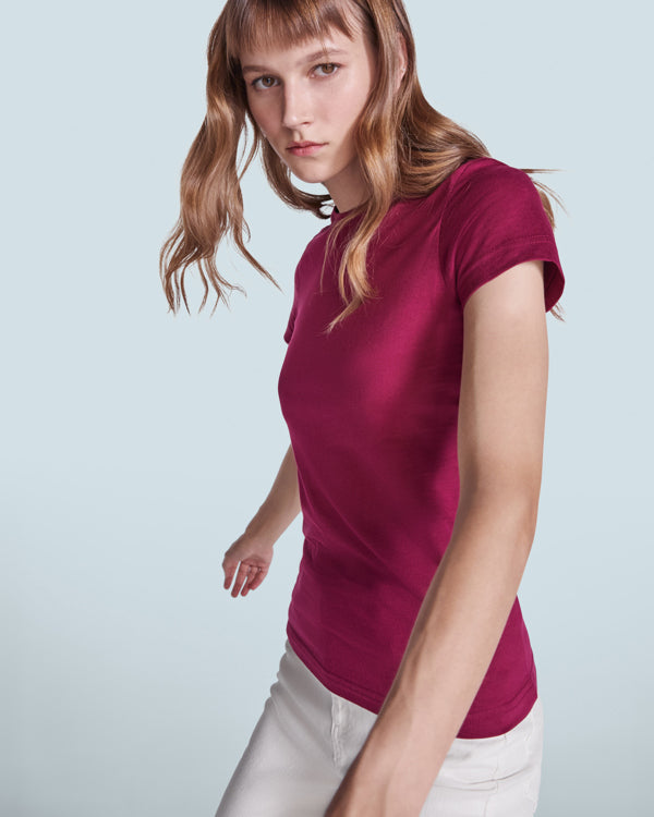 Camiseta de mujer entallada personalizada